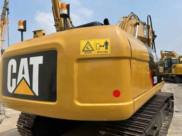 Reasonable Price Japan Original 330d2 Caterpillar Excavator CAT USED 329D2 320D2 325D 315D Excavator - Escavadora de rastos: foto 5 Reasonable Price Japan Original 330d2 Caterpillar Excavator CAT USED 329D2 320D2 325D 315D Excavator - Escavadora de rastos: foto 5