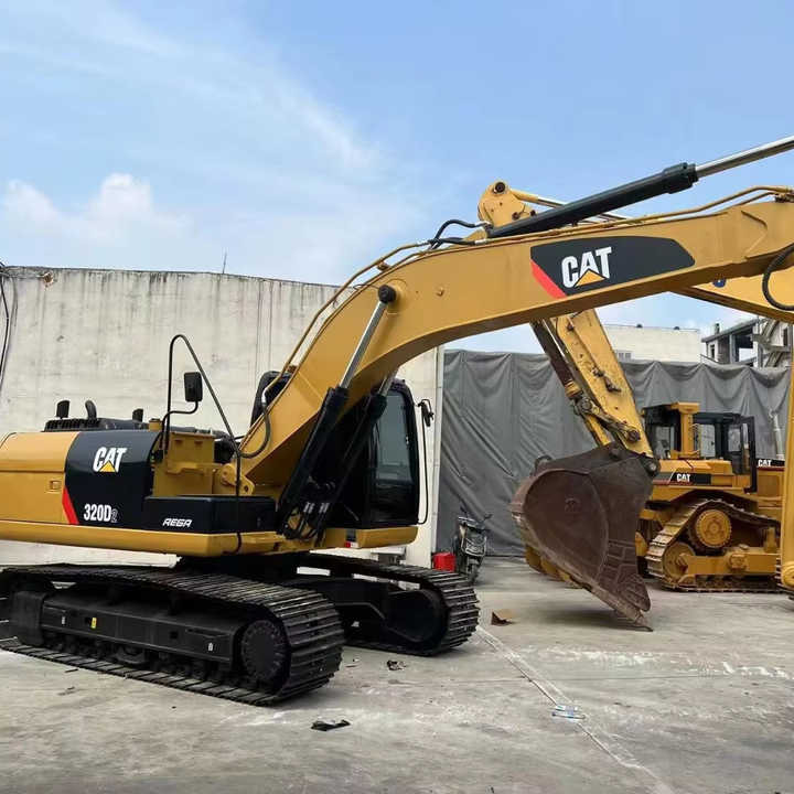Reasonable Price Japan Original 330d2 Caterpillar Excavator CAT USED 329D2 320D2 325D 315D Excavator - Escavadora de rastos: foto 1 Reasonable Price Japan Original 330d2 Caterpillar Excavator CAT USED 329D2 320D2 325D 315D Excavator - Escavadora de rastos: foto 1