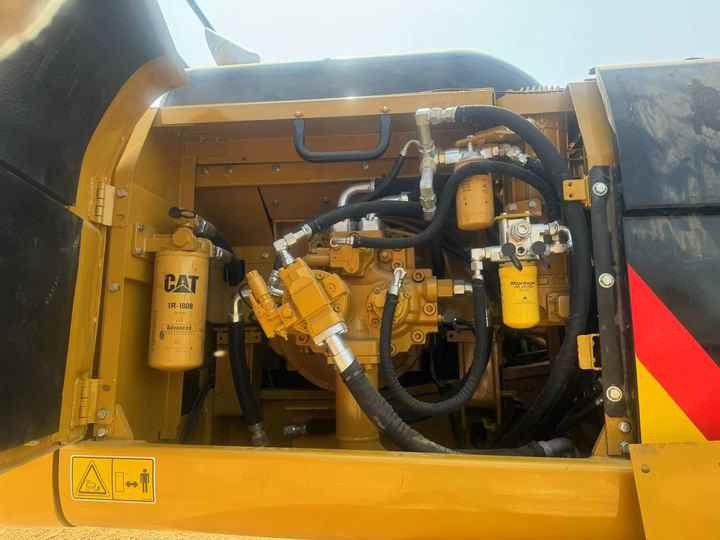 Second - Hand CAT 336D Excavator: Unleash Power and Precision on a Budget. High - Performance, Low - Cost Solution for Your Jobs - Escavadora de rastos: foto 4 Second - Hand CAT 336D Excavator: Unleash Power and Precision on a Budget. High - Performance, Low - Cost Solution for Your Jobs - Escavadora de rastos: foto 4