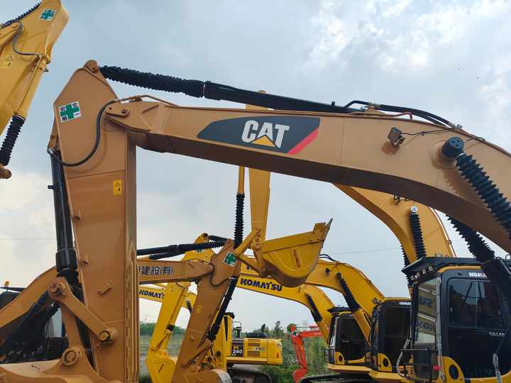 Used Digger CAT 329D2 Construction Machinery Construction Digger Used CAT 329D2 Cheap Excavator - Escavadora de rastos: foto 2 Used Digger CAT 329D2 Construction Machinery Construction Digger Used CAT 329D2 Cheap Excavator - Escavadora de rastos: foto 2