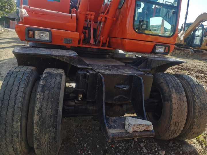 Used Digger Doosan Dh150w-7 Construction Machinery Construction Digger Used Doosan Dh150w-7 Cheap Excavator - Escavadora de rastos: foto 3 Used Digger Doosan Dh150w-7 Construction Machinery Construction Digger Used Doosan Dh150w-7 Cheap Excavator - Escavadora de rastos: foto 3