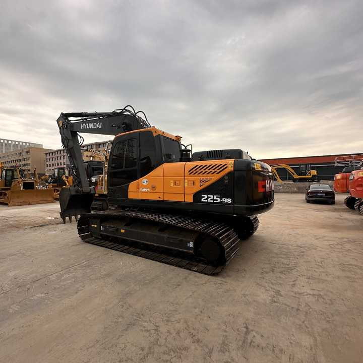 Escavadora de rastos Used Hyundai 225LC-9S Excavator with Excellent Performance for Sale [ Copy ] [ Copy ]: foto 6