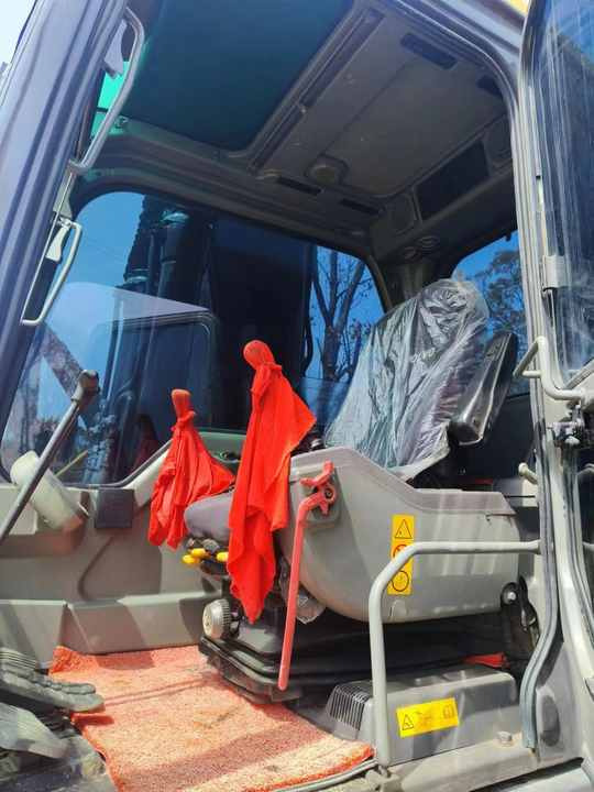 Used Korea Brand volvo Ec210 Excavator for Sale - Escavadeira: foto 5 Used Korea Brand volvo Ec210 Excavator for Sale - Escavadeira: foto 5