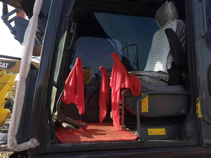 Used Korea Brand volvo Ec210 Excavator for Sale - Escavadeira: foto 4 Used Korea Brand volvo Ec210 Excavator for Sale - Escavadeira: foto 4