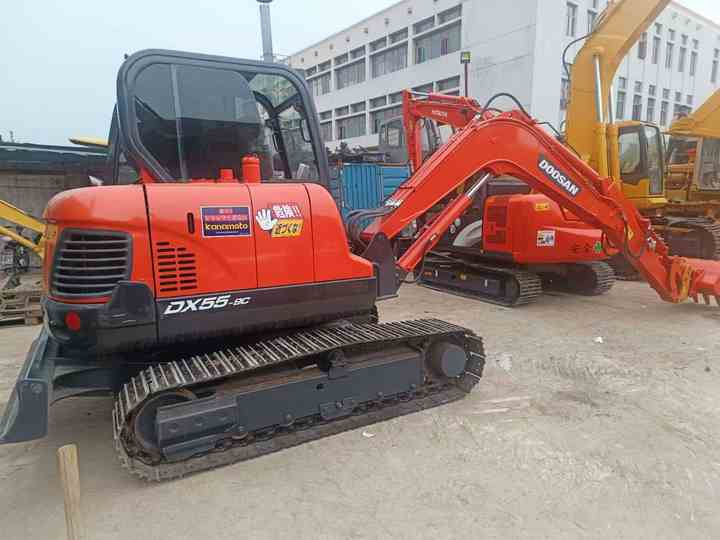 Mini escavadeira Used Mini Excavator DX55-9C Doosan Excavator 5 Tonnes High Performance Low Price for Sale Dh55 Dh60 Dx55 Dx60 in Stock: foto 6
