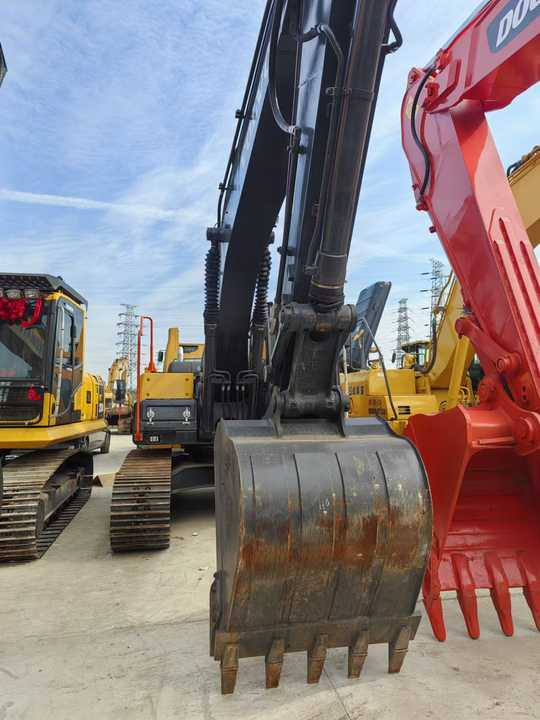 Used VOLVO EC210 Excavators Hydraulic Excavators - Escavadora de rastos: foto 5 Used VOLVO EC210 Excavators Hydraulic Excavators - Escavadora de rastos: foto 5