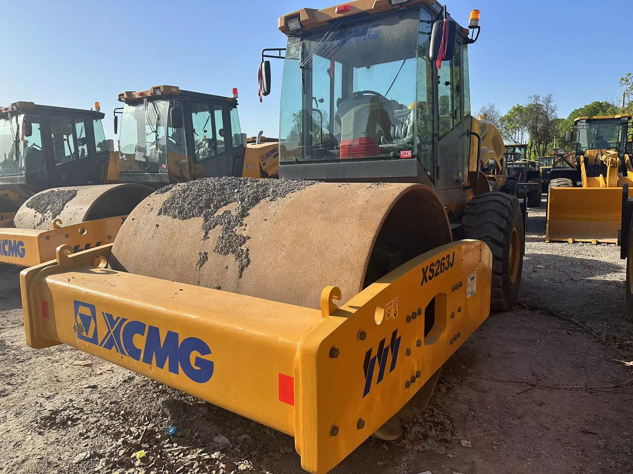XCMG XS263J - Compactador de asfalto: foto 1 XCMG XS263J - Compactador de asfalto: foto 1