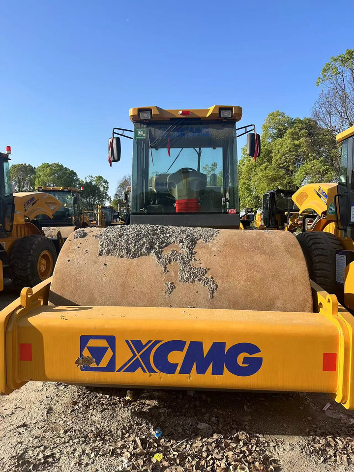 XCMG XS263J - Compactador de asfalto: foto 5 XCMG XS263J - Compactador de asfalto: foto 5