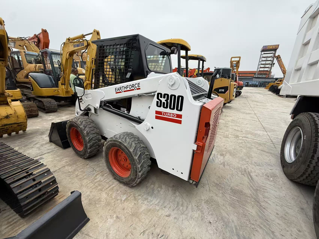 Bobcat s300 - Mini carregadeira: foto 3 Bobcat s300 - Mini carregadeira: foto 3
