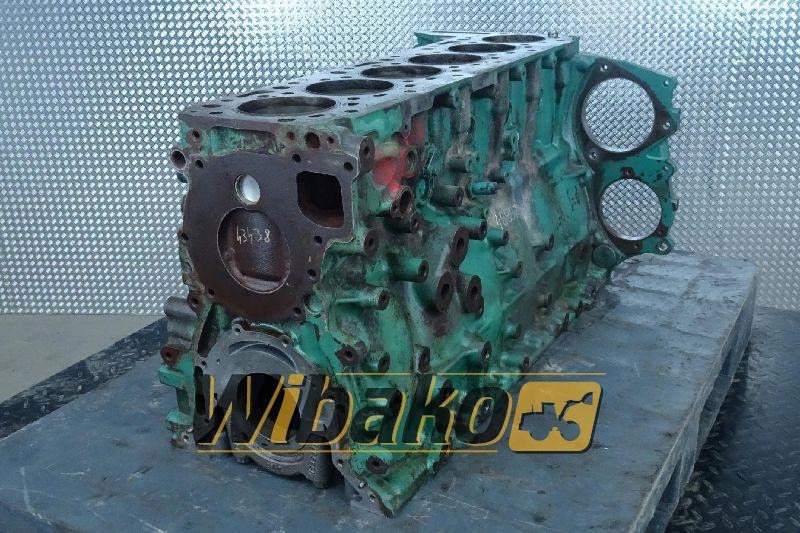 Block Engine / Motor Volvo Penta TAD870-73VE 23722987/22625489/22201518/22625483 - Bloco do motor de Máquina de construção: foto 1 Block Engine / Motor Volvo Penta TAD870-73VE 23722987/22625489/22201518/22625483 - Bloco do motor de Máquina de construção: foto 1