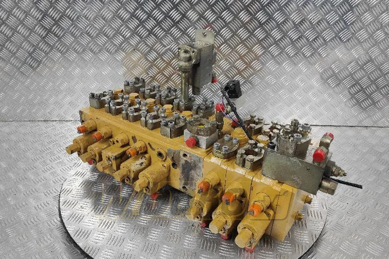 Caterpillar M7-1141-01/5M7-22 171-1971/00959819 - Válvula hidráulica de Máquina de construção: foto 1 Caterpillar M7-1141-01/5M7-22 171-1971/00959819 - Válvula hidráulica de Máquina de construção: foto 1