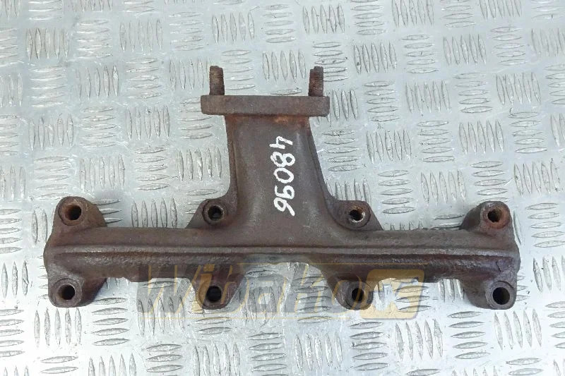 Deutz 04254518 - Colector de escape de Máquina de construção: foto 1 Deutz 04254518 - Colector de escape de Máquina de construção: foto 1