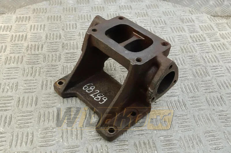 Deutz 04265489 - Colector de escape de Máquina de construção: foto 1 Deutz 04265489 - Colector de escape de Máquina de construção: foto 1