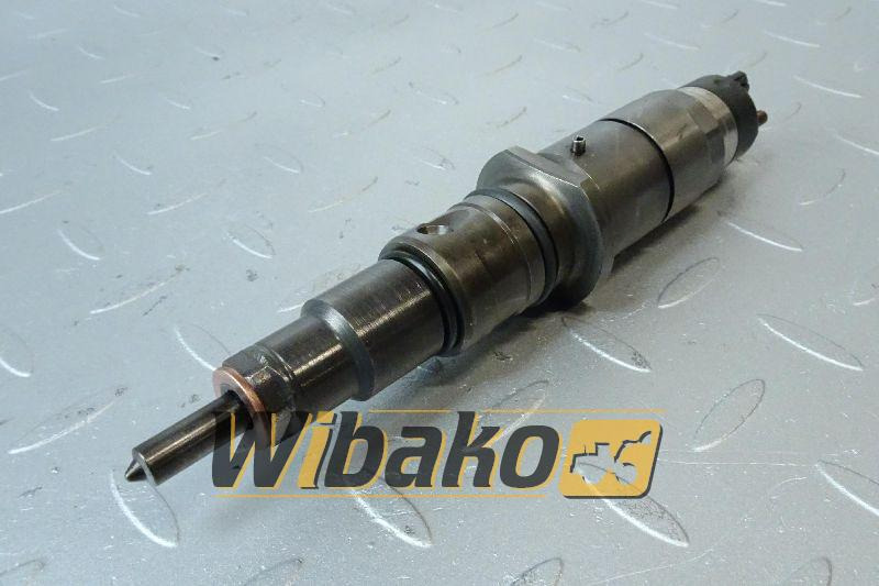Injector Komatsu 6754113011 - Injector de Máquina de construção: foto 1 Injector Komatsu 6754113011 - Injector de Máquina de construção: foto 1