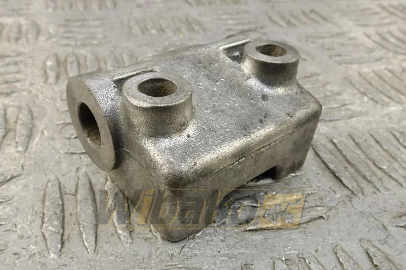 Iveco 4600128 - Alternador de Máquina de construção: foto 1 Iveco 4600128 - Alternador de Máquina de construção: foto 1
