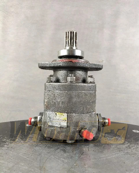 Parker M2B331 J26GO24 - Motor hidráulico de Máquina de construção: foto 1 Parker M2B331 J26GO24 - Motor hidráulico de Máquina de construção: foto 1