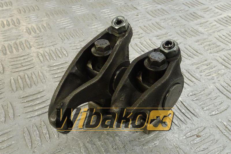 Rocker arm Cummins 3964714 - Cabeça do motor de Máquina de construção: foto 1 Rocker arm Cummins 3964714 - Cabeça do motor de Máquina de construção: foto 1