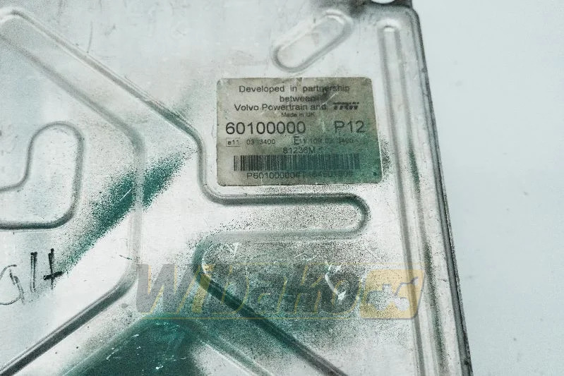 Volvo 60100000 - Centralina electrónica de Máquina de construção: foto 2 Volvo 60100000 - Centralina electrónica de Máquina de construção: foto 2