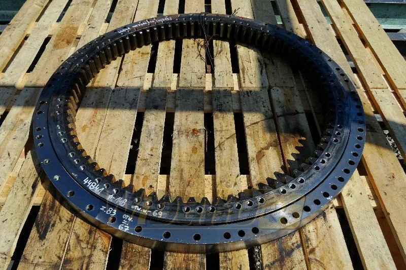 Volvo EC340 - Coroa de giro de Máquina de construção: foto 1 Volvo EC340 - Coroa de giro de Máquina de construção: foto 1