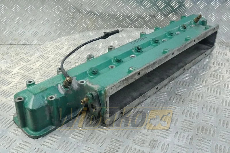 Volvo Penta 848551 - Coletor de admissão de Máquina de construção: foto 1 Volvo Penta 848551 - Coletor de admissão de Máquina de construção: foto 1