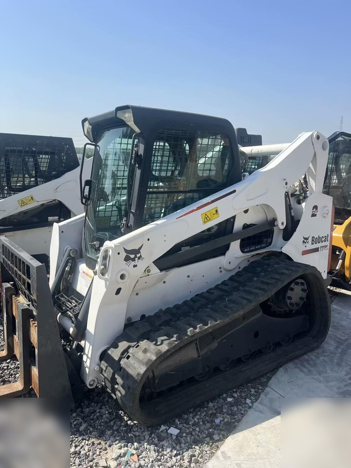 BOBCAT T770 - Mini carregadeira de esteiras: foto 3 BOBCAT T770 - Mini carregadeira de esteiras: foto 3