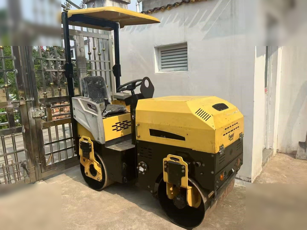 BOMAG BW80AD-3 - Rolo: foto 1 BOMAG BW80AD-3 - Rolo: foto 1
