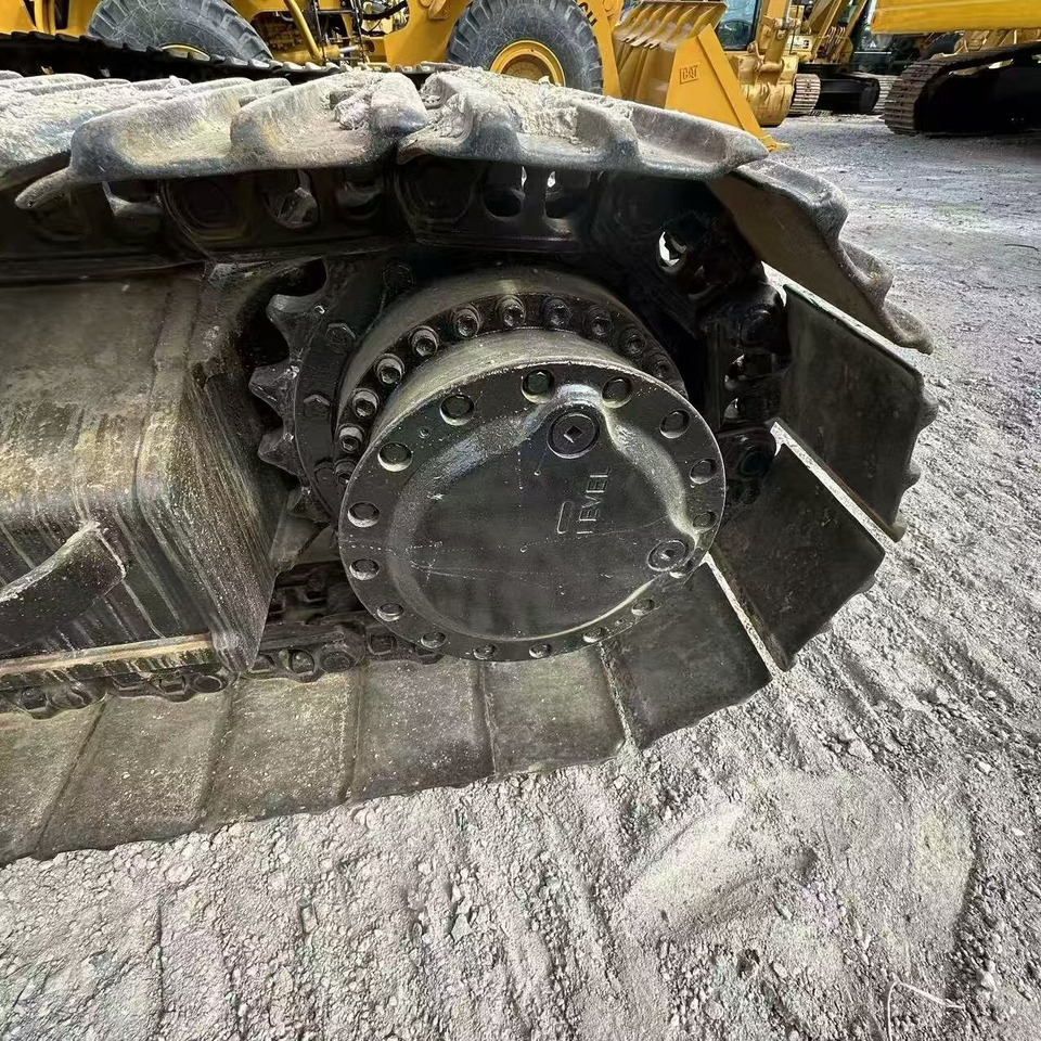 Escavadora de rastos CATERPILLAR 320GC: foto 9