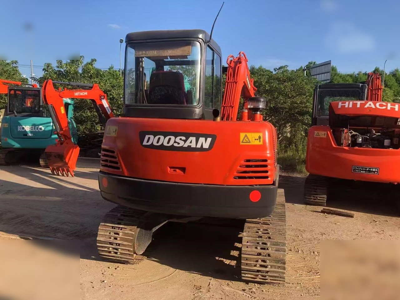 DOOSAN DH55-V - Mini escavadeira: foto 5 DOOSAN DH55-V - Mini escavadeira: foto 5