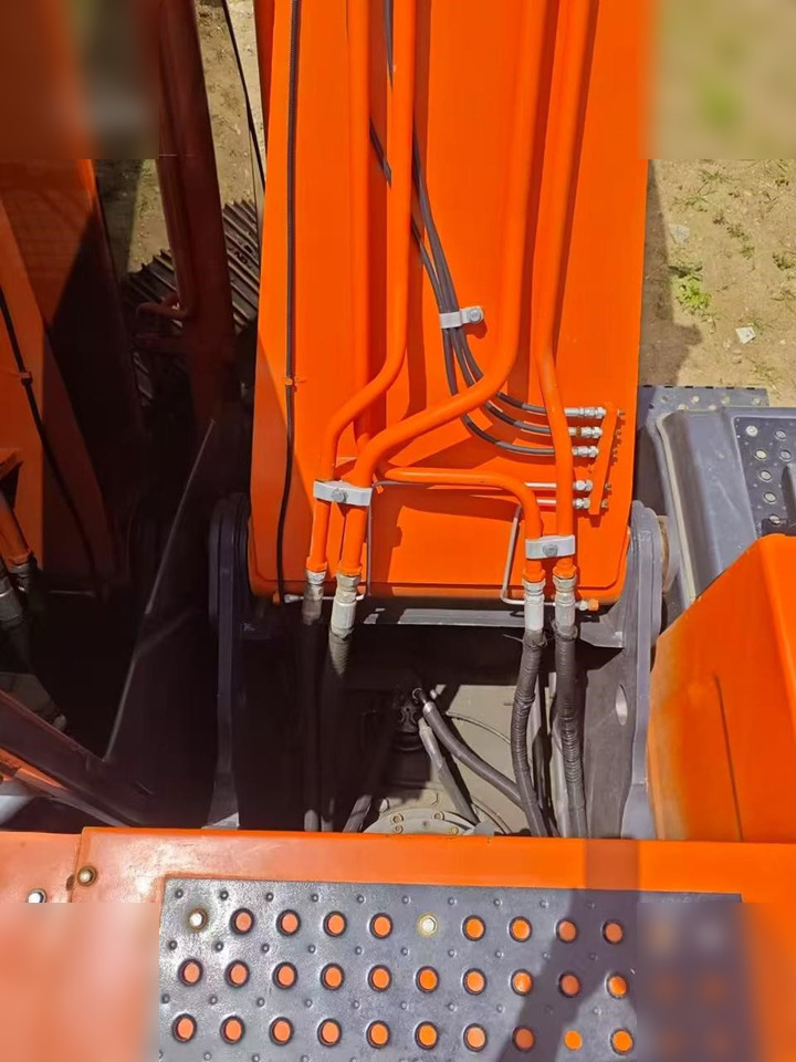 HITACHI ZX240 - Escavadora de rastos: foto 5 HITACHI ZX240 - Escavadora de rastos: foto 5