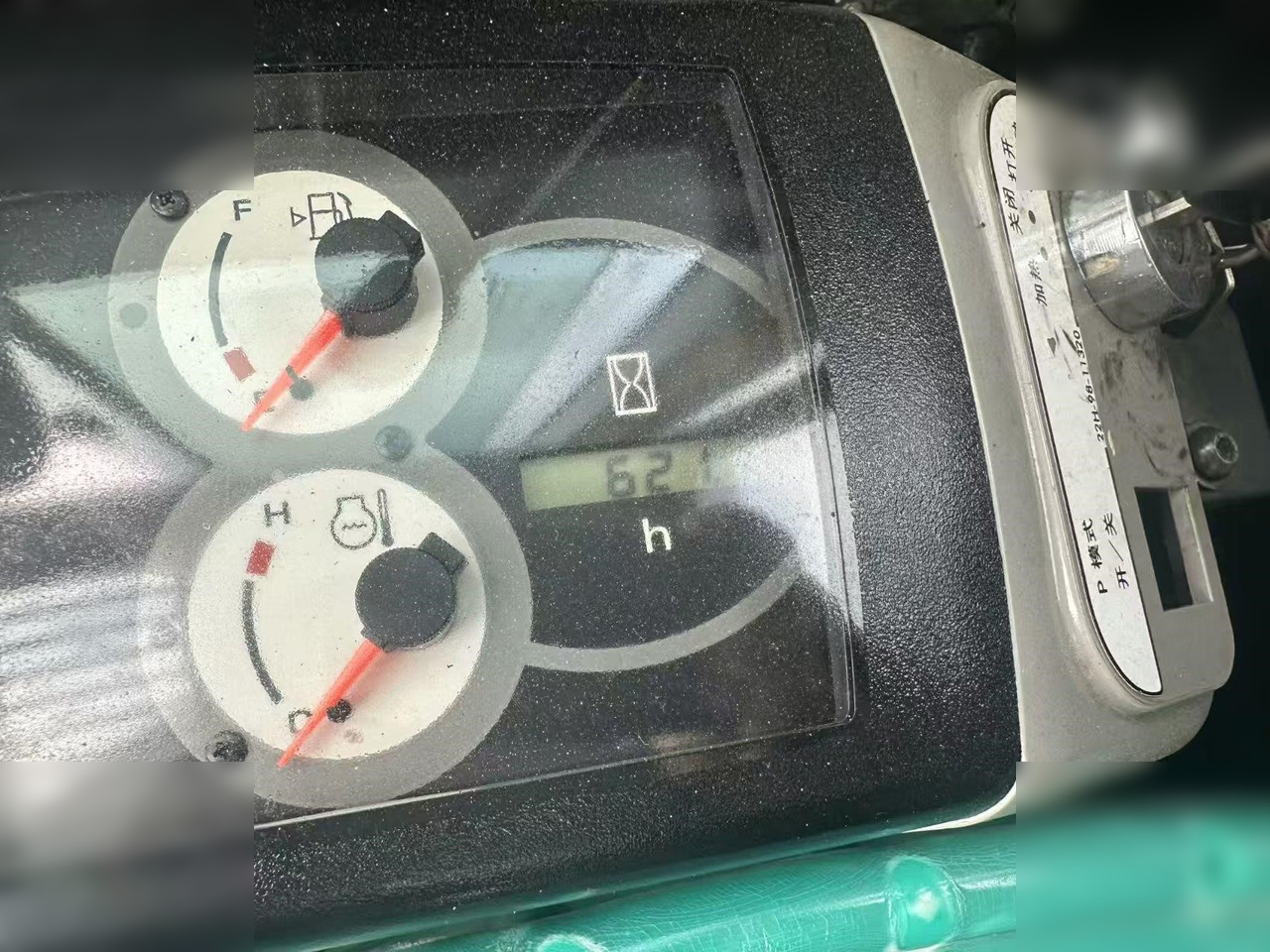 Mini escavadeira KOMATSU PC56-7: foto 15