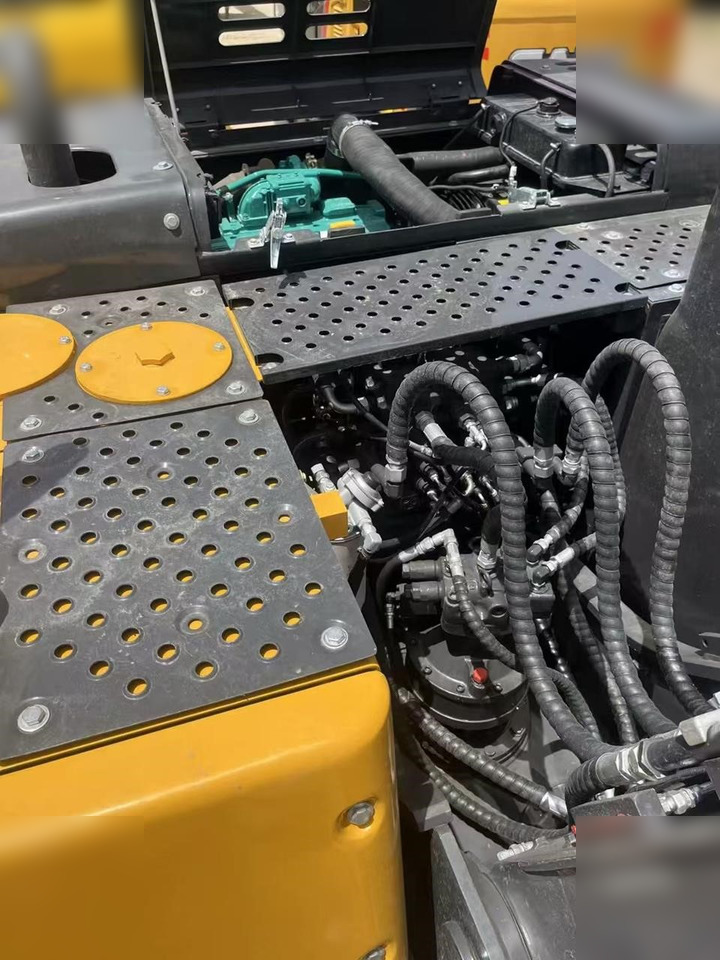 Escavadora de rastos VOLVO EC140: foto 8
