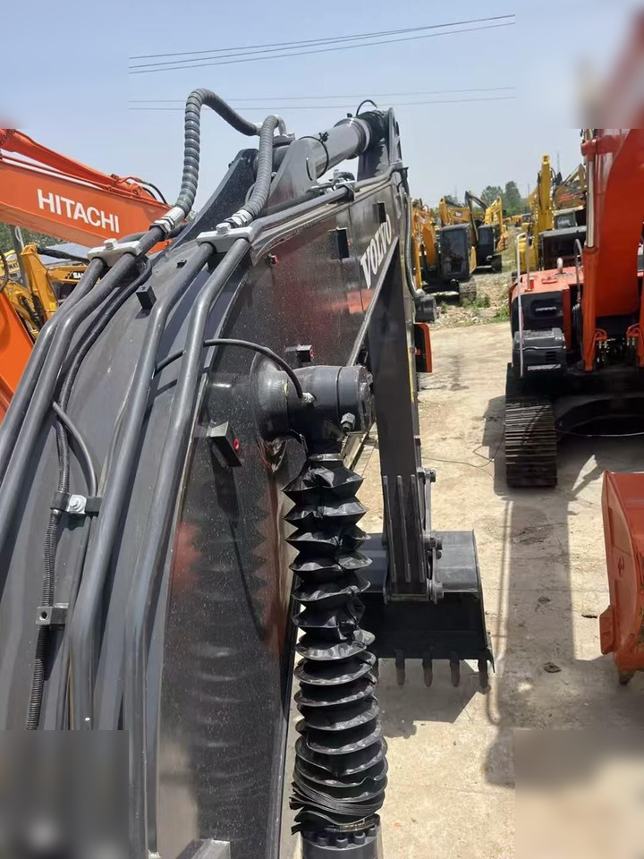 Escavadora de rastos VOLVO EC140: foto 15