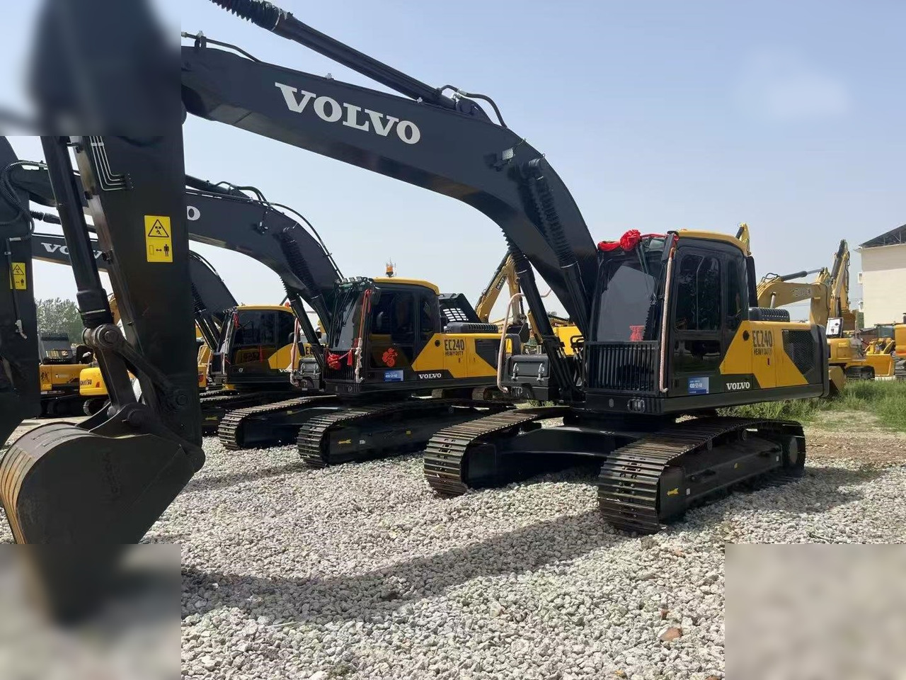 VOLVO EC240 - Escavadora de rastos: foto 4 VOLVO EC240 - Escavadora de rastos: foto 4
