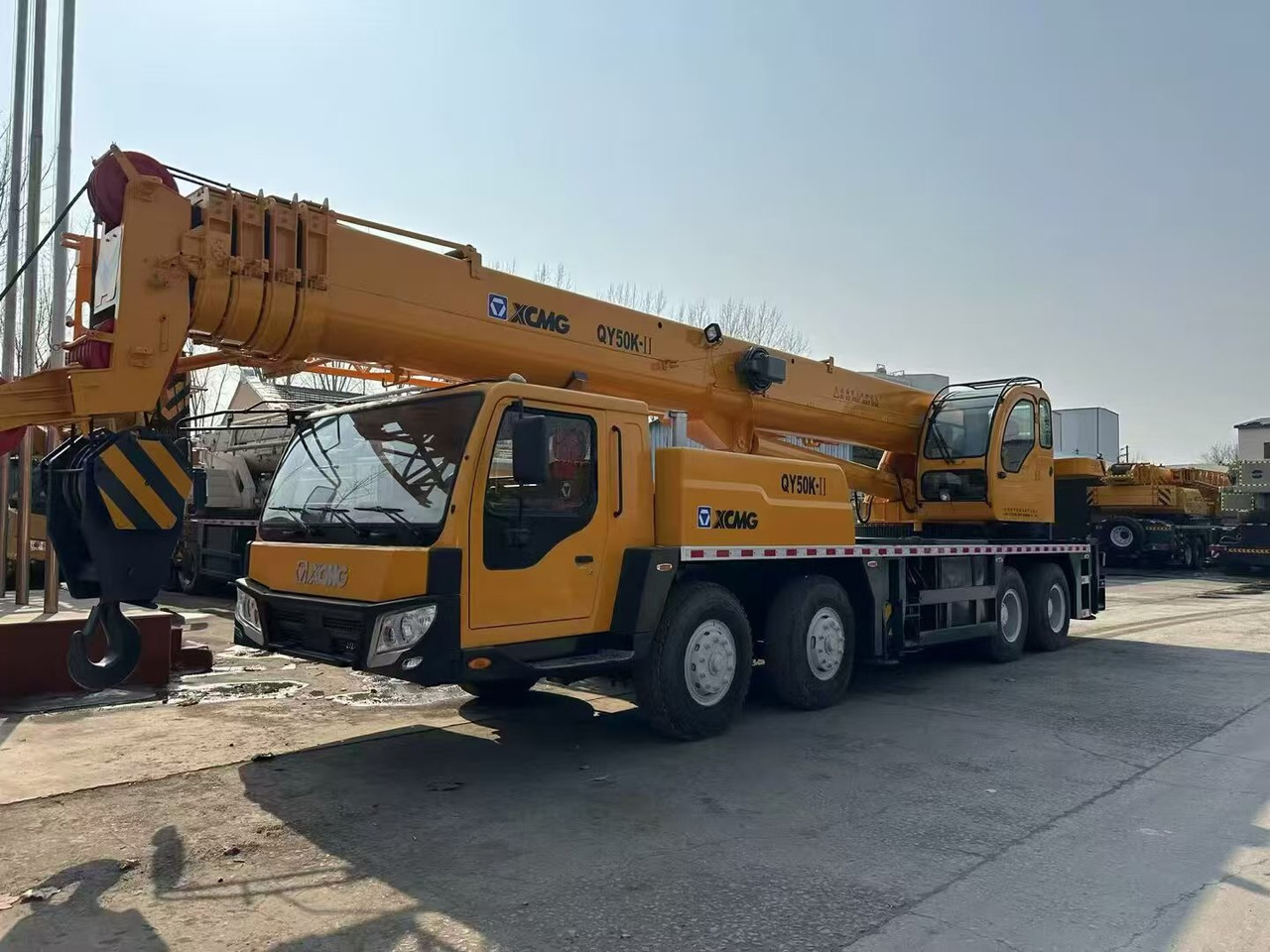 XCMG 50-ton - Guindaste móvel: foto 2 XCMG 50-ton - Guindaste móvel: foto 2