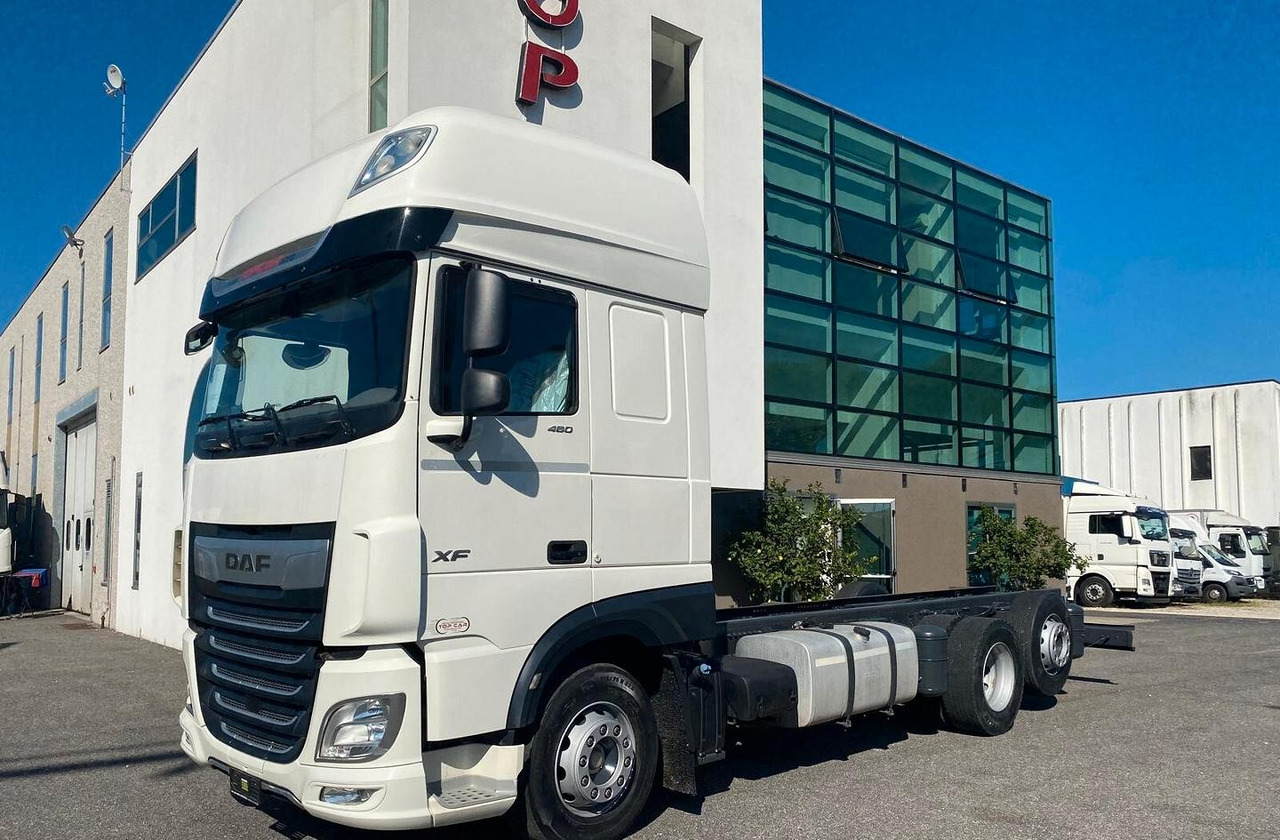 DAF XF 480 FT FULL PNEUMATIC 2019 - Caminhão chassi: foto 1 DAF XF 480 FT FULL PNEUMATIC 2019 - Caminhão chassi: foto 1