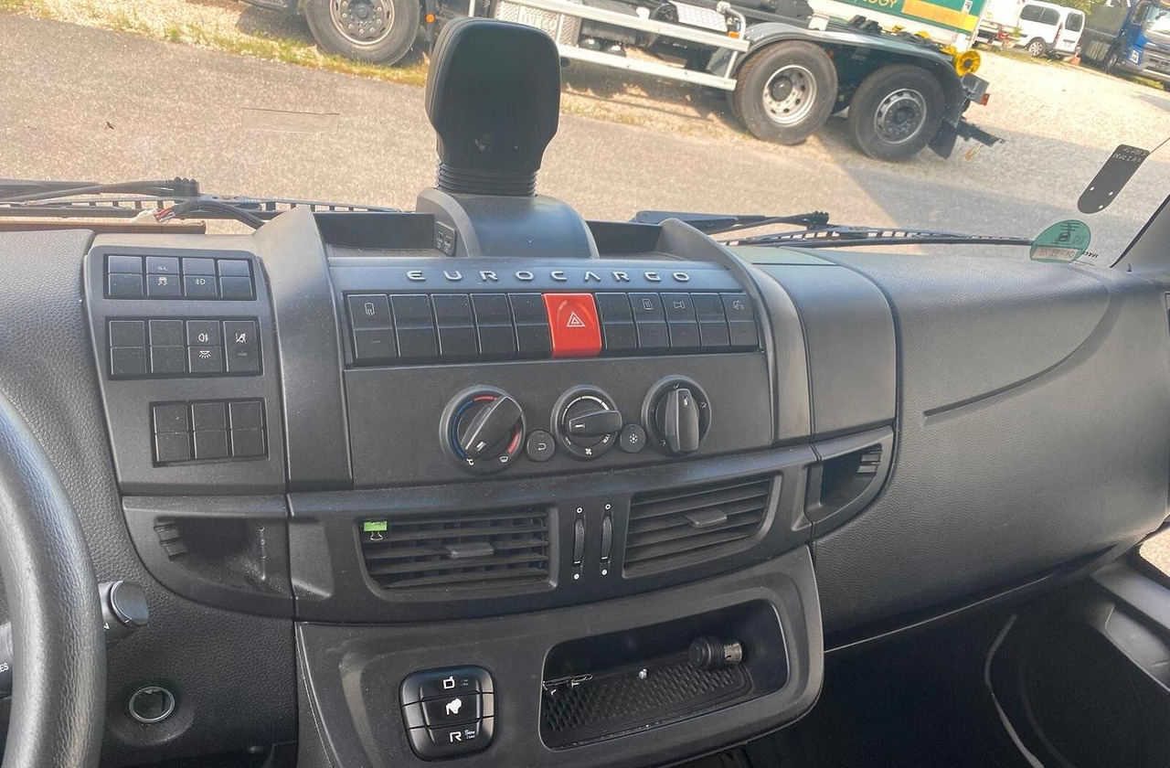IVECO EUROCARGO 75E19 EURO 6 2018 - Caminhão com lona: foto 5 IVECO EUROCARGO 75E19 EURO 6 2018 - Caminhão com lona: foto 5