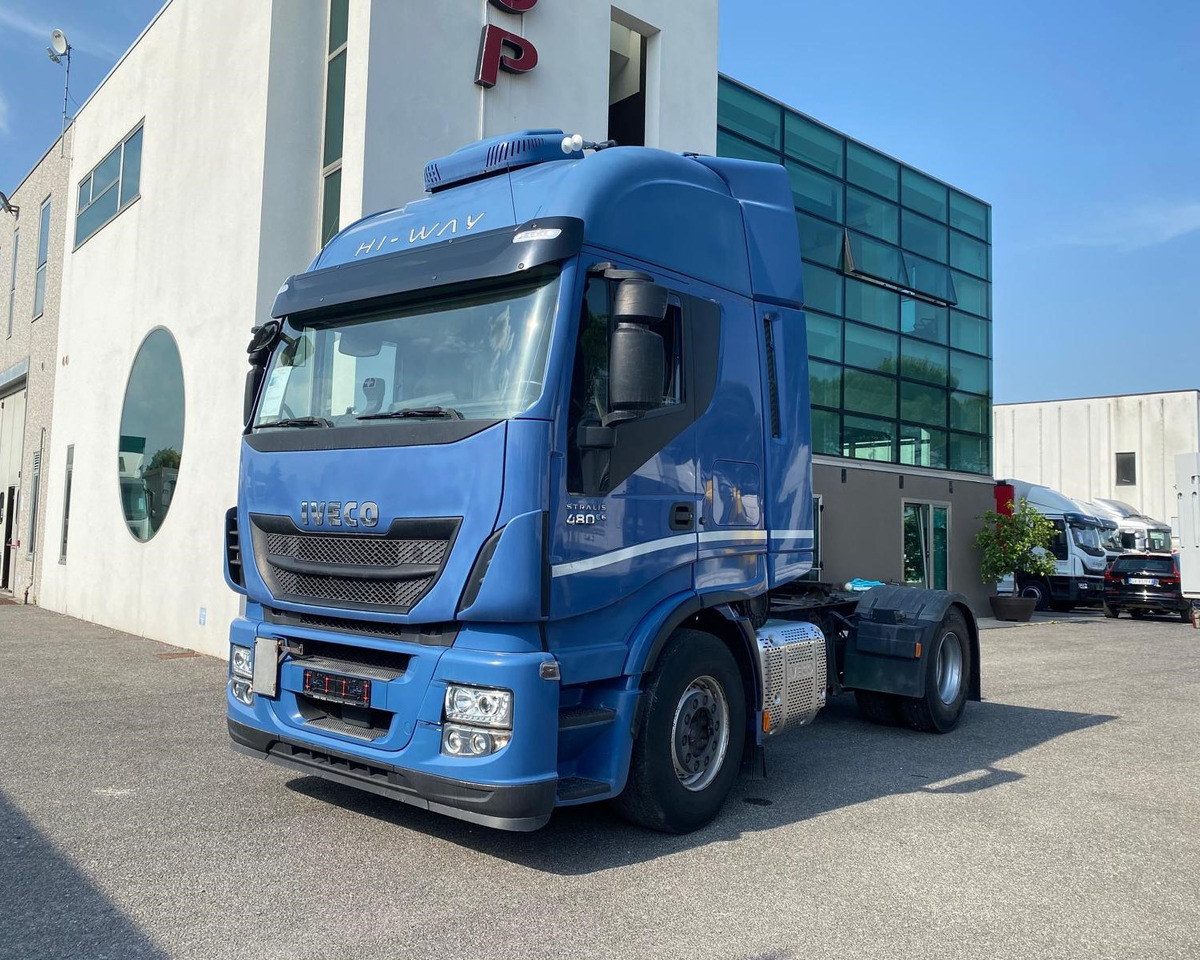 IVECO AS440T/P - Tractor: foto 1 IVECO AS440T/P - Tractor: foto 1