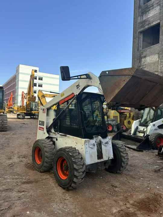 100%Ready Bobcat S300 Well Sold Most Famous Brand High Quality Bobcat S300 Skid Steer Loader for Sale - Mini carregadeira: foto 4 100%Ready Bobcat S300 Well Sold Most Famous Brand High Quality Bobcat S300 Skid Steer Loader for Sale - Mini carregadeira: foto 4