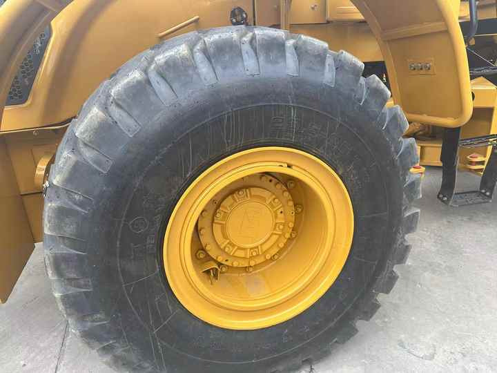 98%New Loaders Cat 966H High Efficiency Wheel Loader Cat 966H Powerful Chinese Made Front Loader Road Machine - Carregadeira de rodas: foto 5 98%New Loaders Cat 966H High Efficiency Wheel Loader Cat 966H Powerful Chinese Made Front Loader Road Machine - Carregadeira de rodas: foto 5