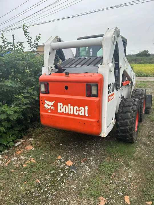 BOBCAT Brand Skid Loader S300 Used Machine Hot Sale - Carregadeira de rodas: foto 4 BOBCAT Brand Skid Loader S300 Used Machine Hot Sale - Carregadeira de rodas: foto 4