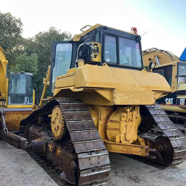 Good Condition D6h Mini Bulldozer New Crawler Bulldozer with Parts Price Bulldozers - Buldôzer: foto 3 Good Condition D6h Mini Bulldozer New Crawler Bulldozer with Parts Price Bulldozers - Buldôzer: foto 3
