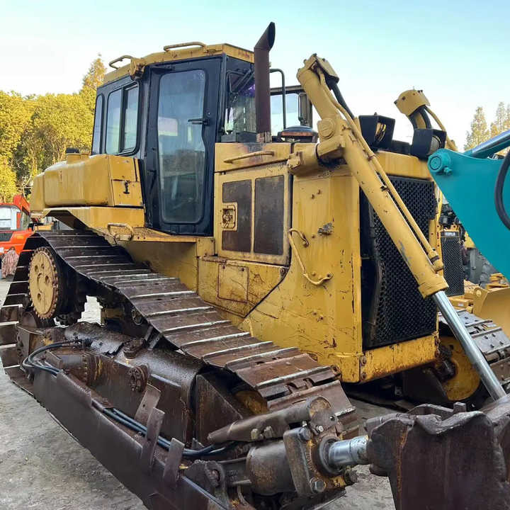 Good Condition D6h Mini Bulldozer New Crawler Bulldozer with Parts Price Bulldozers - Buldôzer: foto 1 Good Condition D6h Mini Bulldozer New Crawler Bulldozer with Parts Price Bulldozers - Buldôzer: foto 1