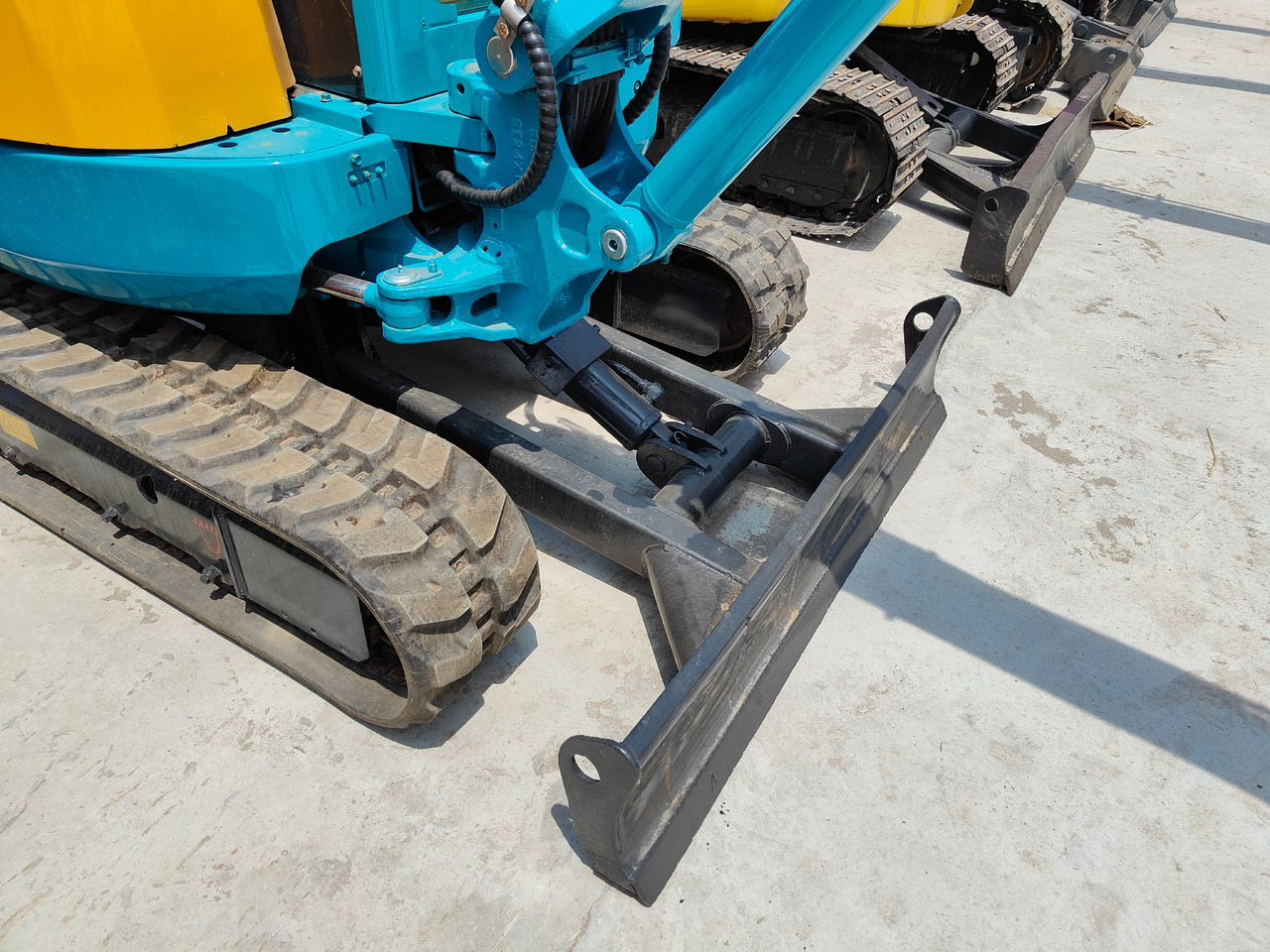 KUBOTA Kubota U25 - Mini escavadeira: foto 5 KUBOTA Kubota U25 - Mini escavadeira: foto 5