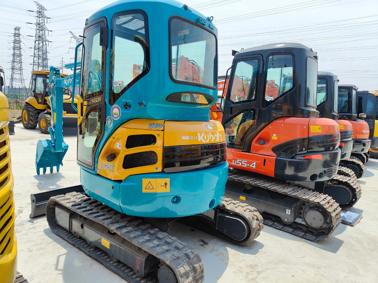 KUBOTA U25 - Mini escavadeira: foto 3 KUBOTA U25 - Mini escavadeira: foto 3
