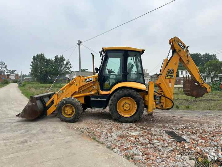 Low Price JCB 3CX Backhoe Loader in Excellent Condition for Sale JCB3CX JCB 4CX Available for Sale - Retroescavadeira: foto 2 Low Price JCB 3CX Backhoe Loader in Excellent Condition for Sale JCB3CX JCB 4CX Available for Sale - Retroescavadeira: foto 2