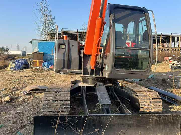 Original Japan Hitachi Used Zx55 Excavator for Sale Used Hitachi Zx60 Zx70 Hydraulic Excavator Hitachi Zaxis 55 Digger - Mini escavadeira: foto 3 Original Japan Hitachi Used Zx55 Excavator for Sale Used Hitachi Zx60 Zx70 Hydraulic Excavator Hitachi Zaxis 55 Digger - Mini escavadeira: foto 3