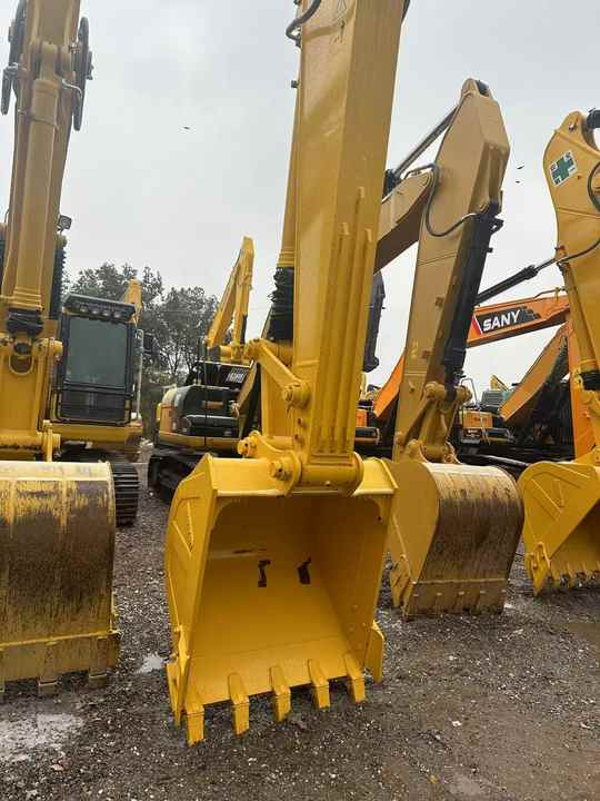 PC200-8 Low Working Hour Second Hand 20 Ton Excavator Komatsu Pc200-8 Crawler Excavator Used Komatsu Excavator PC200-8N1 - Escavadeira: foto 5 PC200-8 Low Working Hour Second Hand 20 Ton Excavator Komatsu Pc200-8 Crawler Excavator Used Komatsu Excavator PC200-8N1 - Escavadeira: foto 5