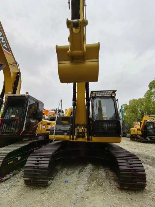 Used Digger CAT 323D2L Construction Machinery Construction Digger Used CAT 323D2L Cheap Excavator - Escavadora de rastos: foto 3 Used Digger CAT 323D2L Construction Machinery Construction Digger Used CAT 323D2L Cheap Excavator - Escavadora de rastos: foto 3