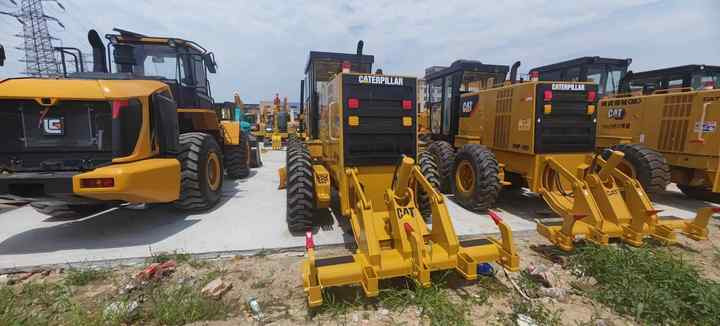 Used Japan Imported Caterpillar 140M Cat 140m Motor Grader with Good Quality and Low Price for Sale - Escavadora de rastos: foto 4 Used Japan Imported Caterpillar 140M Cat 140m Motor Grader with Good Quality and Low Price for Sale - Escavadora de rastos: foto 4