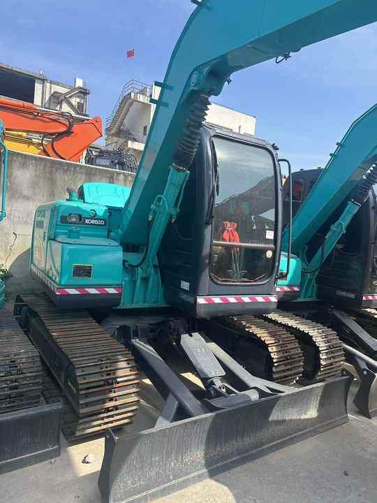 Used Kobelco Sk75-8 Mini Excavator in High Quality for Sale Anhui Zhaomi Construction Machines Trading - Escavadora de rastos: foto 2 Used Kobelco Sk75-8 Mini Excavator in High Quality for Sale Anhui Zhaomi Construction Machines Trading - Escavadora de rastos: foto 2